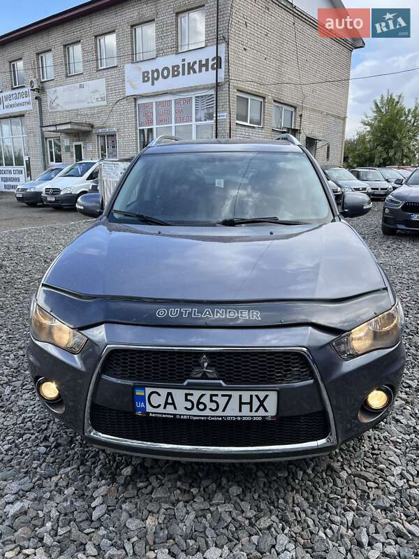 Внедорожник / Кроссовер Mitsubishi Outlander 2009 в Смеле