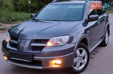 Внедорожник / Кроссовер Mitsubishi Outlander 2005 в Желтых Водах