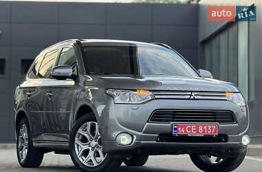 Внедорожник / Кроссовер Mitsubishi Outlander 2014 в Дрогобыче