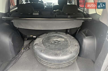 Внедорожник / Кроссовер Mitsubishi Outlander 2011 в 