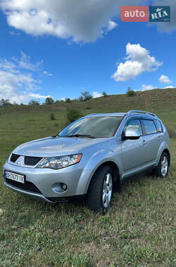 Позашляховик / Кросовер Mitsubishi Outlander 2008 в 
