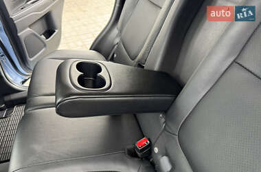 Внедорожник / Кроссовер Mitsubishi Outlander 2014 в 