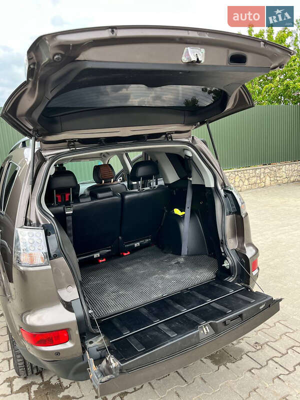 Позашляховик / Кросовер Mitsubishi Outlander 2011 в Тернополі фото 21 Позашляховик / Кросовер Mitsubishi Outlander 2011 в Тернополі