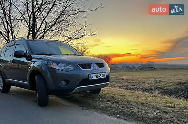 Внедорожник / Кроссовер Mitsubishi Outlander 2006 в 