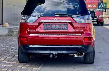 Позашляховик / Кросовер Mitsubishi Outlander 2010 в 
