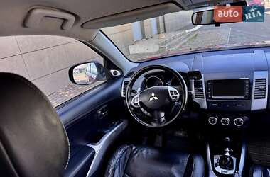 Позашляховик / Кросовер Mitsubishi Outlander 2010 в 