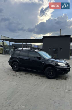 Внедорожник / Кроссовер Mitsubishi Outlander 2008 в 