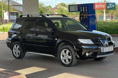 Внедорожник / Кроссовер Mitsubishi Outlander 2006 в 