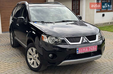 Внедорожник / Кроссовер Mitsubishi Outlander 2009 в 