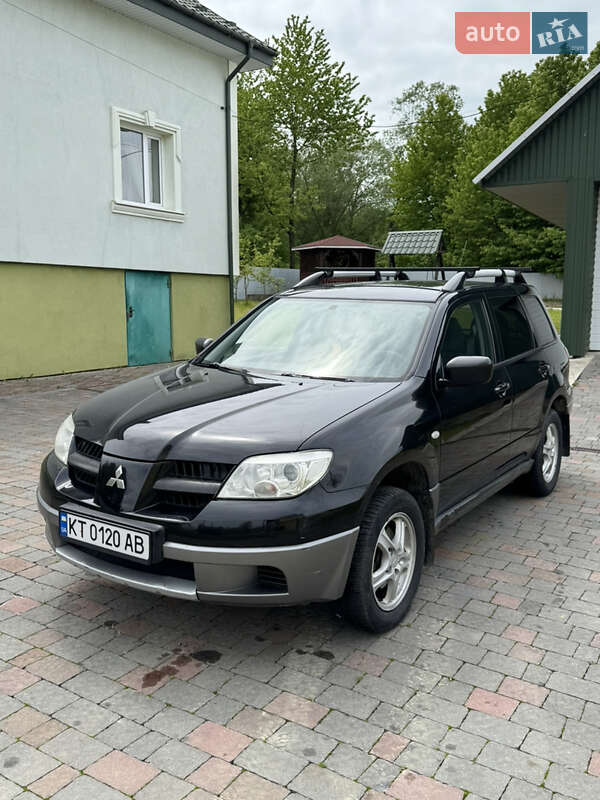 Внедорожник / Кроссовер Mitsubishi Outlander 2006 в 