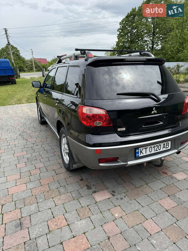 Внедорожник / Кроссовер Mitsubishi Outlander 2006 в Надворной