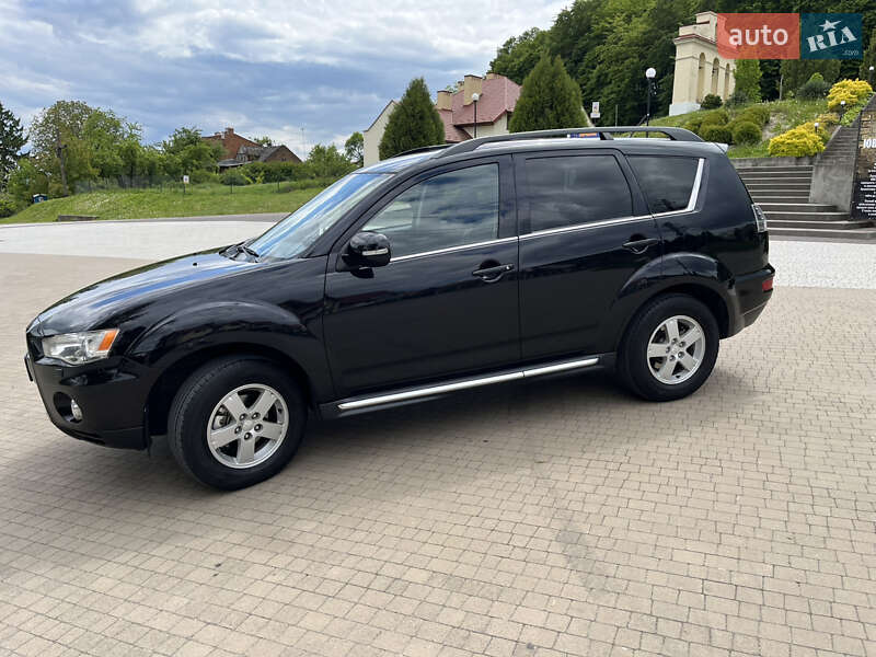 Позашляховик / Кросовер Mitsubishi Outlander 2011 в Львові