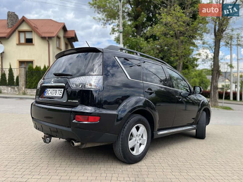Позашляховик / Кросовер Mitsubishi Outlander 2011 в Львові
