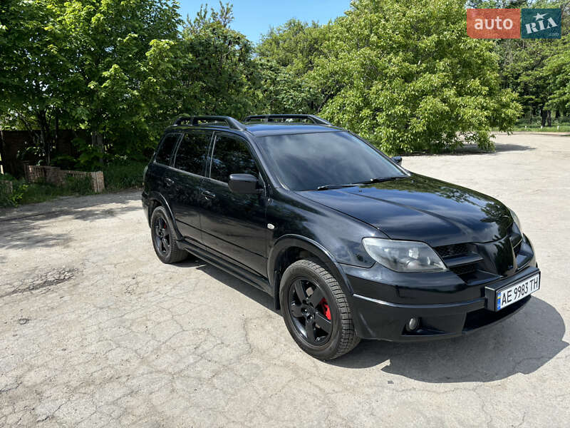 Внедорожник / Кроссовер Mitsubishi Outlander 2008 в 