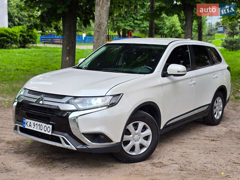 Mitsubishi Outlander 2019