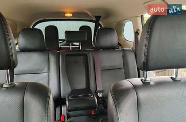 Внедорожник / Кроссовер Mitsubishi Outlander 2017 в 