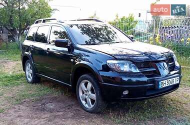 Позашляховик / Кросовер Mitsubishi Outlander 2003 в 