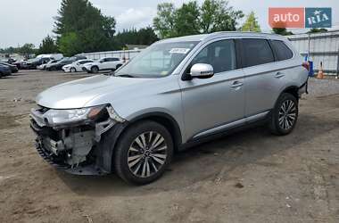 Внедорожник / Кроссовер Mitsubishi Outlander 2020 в 