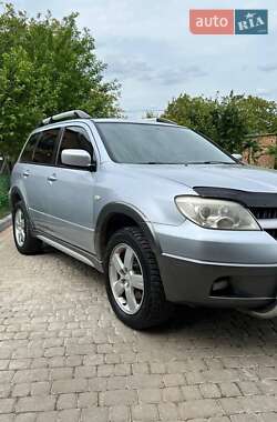 Внедорожник / Кроссовер Mitsubishi Outlander 2005 в Львове
