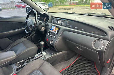 Позашляховик / Кросовер Mitsubishi Outlander 2007 в 