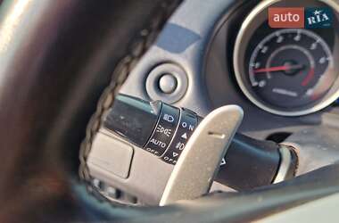 Внедорожник / Кроссовер Mitsubishi Outlander 2010 в 