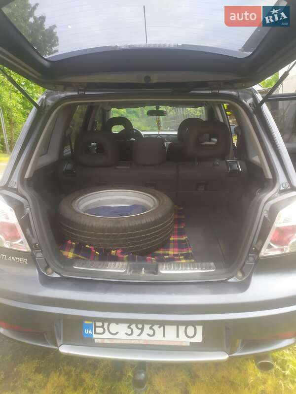 Внедорожник / Кроссовер Mitsubishi Outlander 2008 в Львове