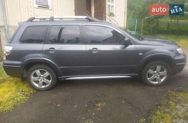 Внедорожник / Кроссовер Mitsubishi Outlander 2008 в 