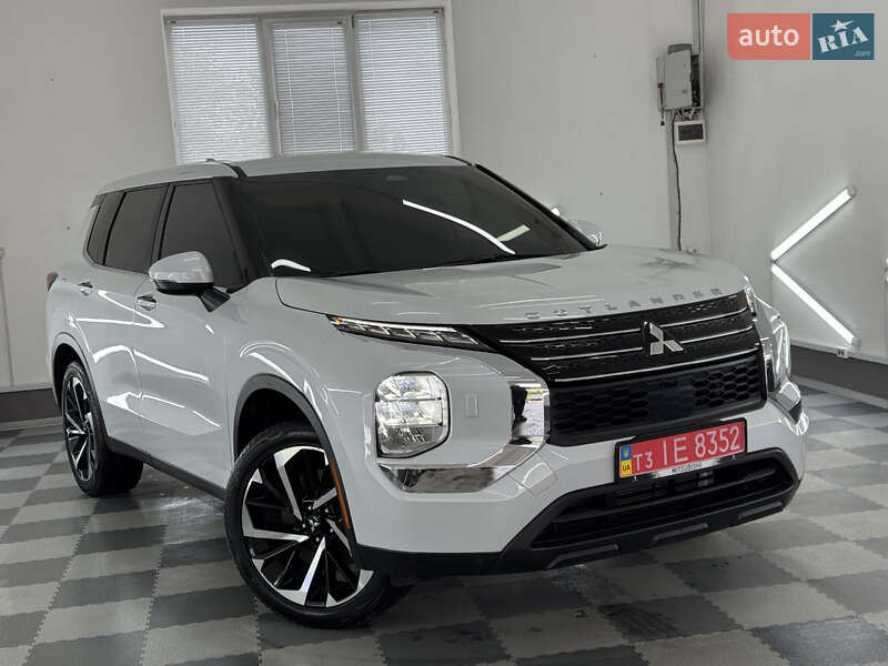 Mitsubishi Outlander 2022