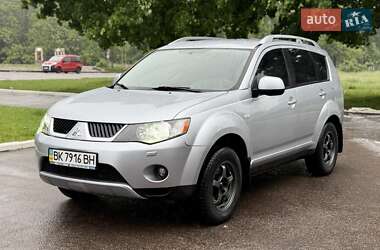 Позашляховик / Кросовер Mitsubishi Outlander 2007 в Рівному