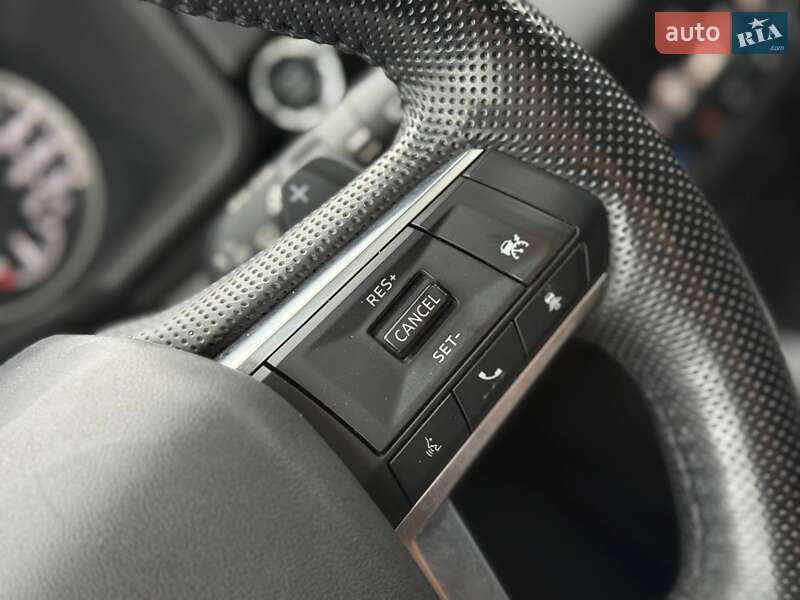 Внедорожник / Кроссовер Mitsubishi Outlander 2022 в Кривом Роге