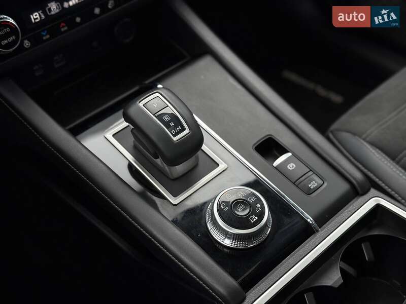 Внедорожник / Кроссовер Mitsubishi Outlander 2022 в Кривом Роге
