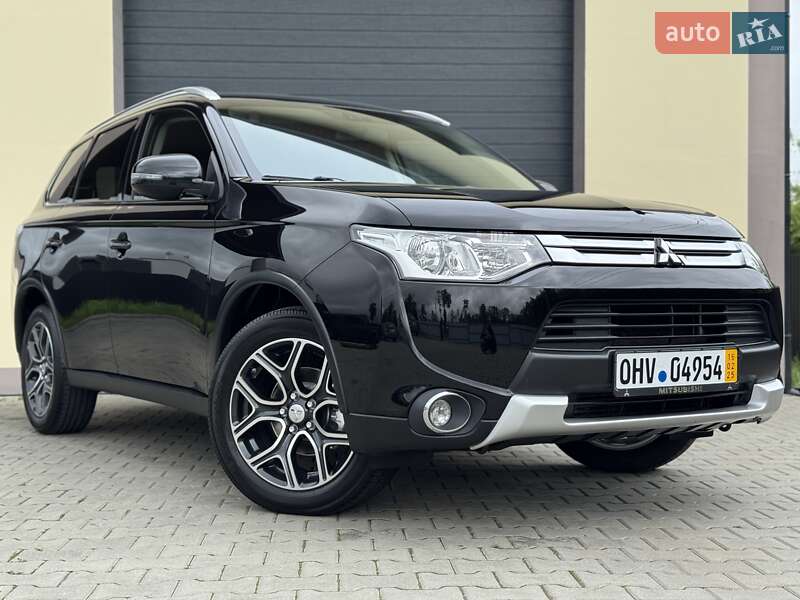 Mitsubishi Outlander 2015