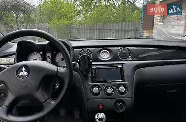 Внедорожник / Кроссовер Mitsubishi Outlander 2008 в 