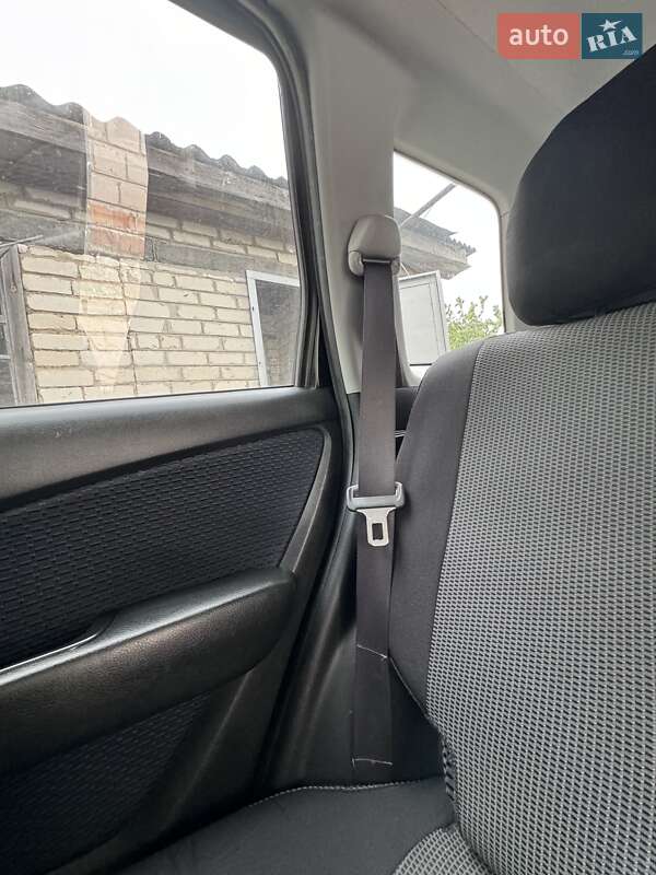 Внедорожник / Кроссовер Mitsubishi Outlander 2008 в Харькове фото 25 Внедорожник / Кроссовер Mitsubishi Outlander 2008 в Харькове