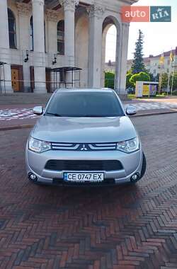 Внедорожник / Кроссовер Mitsubishi Outlander 2013 в Чернигове