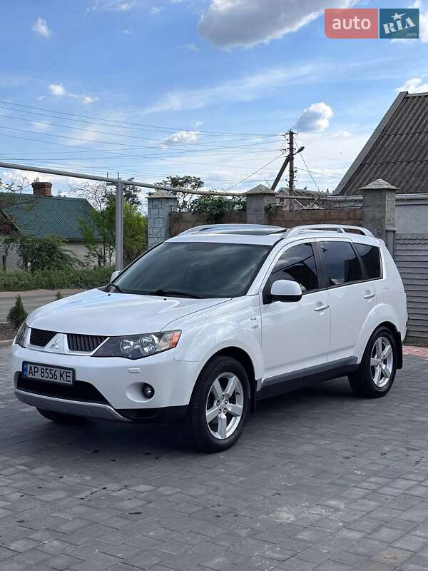 Позашляховик / Кросовер Mitsubishi Outlander 2008 в 