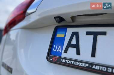 Внедорожник / Кроссовер Mitsubishi Outlander 2018 в 