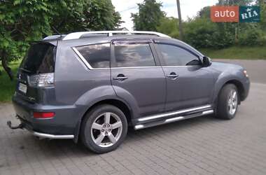 Позашляховик / Кросовер Mitsubishi Outlander 2010 в 