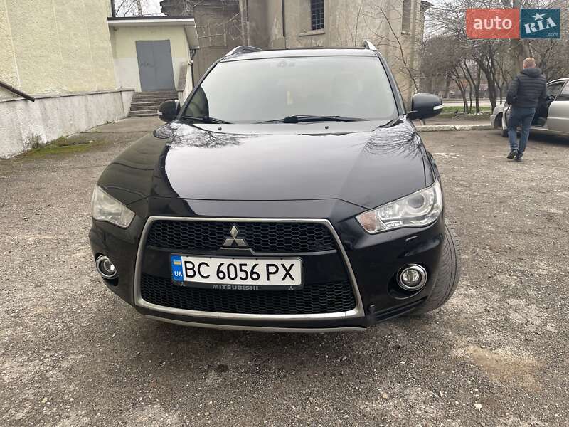 Внедорожник / Кроссовер Mitsubishi Outlander 2010 в Ивано-Франковске