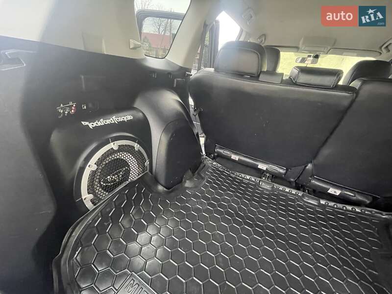 Внедорожник / Кроссовер Mitsubishi Outlander 2010 в Ивано-Франковске