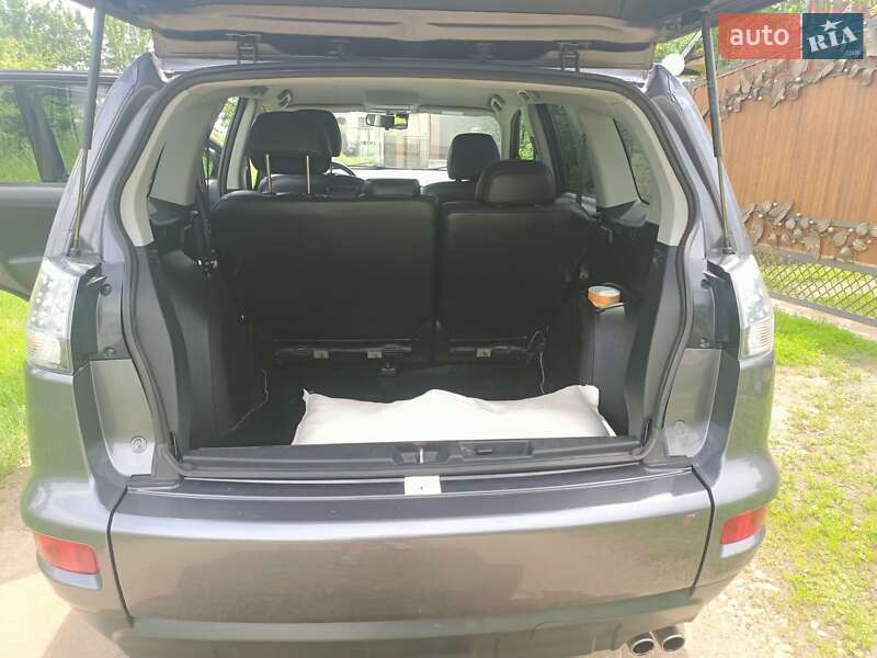 Внедорожник / Кроссовер Mitsubishi Outlander 2011 в Калуше фото 13 Внедорожник / Кроссовер Mitsubishi Outlander 2011 в Калуше
