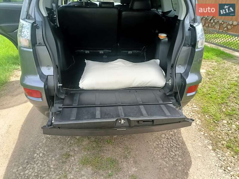 Внедорожник / Кроссовер Mitsubishi Outlander 2011 в Калуше фото 14 Внедорожник / Кроссовер Mitsubishi Outlander 2011 в Калуше