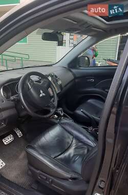Внедорожник / Кроссовер Mitsubishi Outlander 2008 в 
