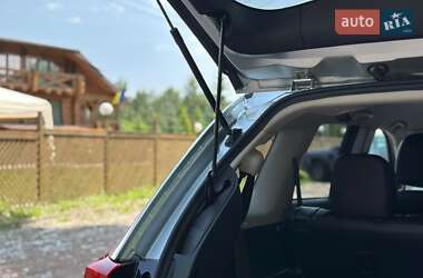 Внедорожник / Кроссовер Mitsubishi Outlander 2019 в 