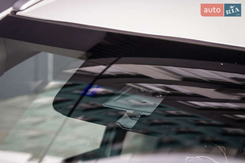 Внедорожник / Кроссовер Mitsubishi Outlander 2017 в Львове