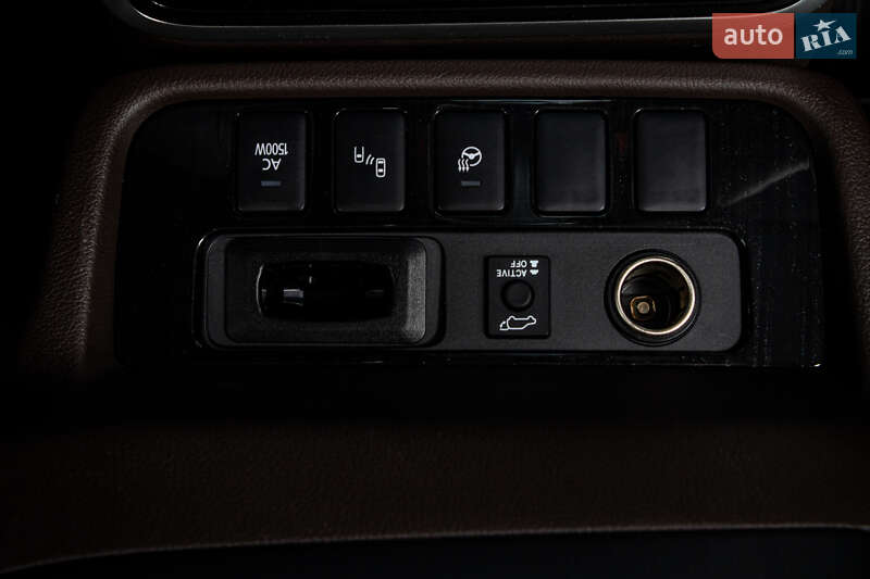 Внедорожник / Кроссовер Mitsubishi Outlander 2017 в Львове