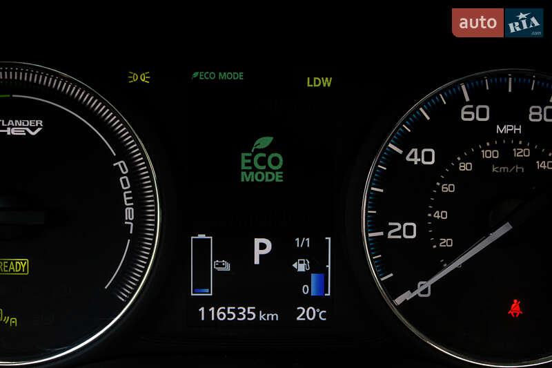 Внедорожник / Кроссовер Mitsubishi Outlander 2017 в Львове