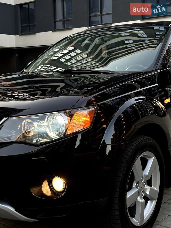 Позашляховик / Кросовер Mitsubishi Outlander 2008 в Івано-Франківську