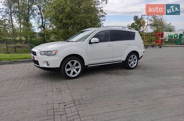 Внедорожник / Кроссовер Mitsubishi Outlander 2009 в 
