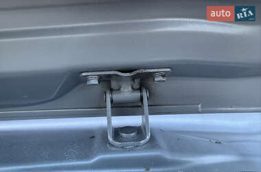 Внедорожник / Кроссовер Mitsubishi Outlander 2010 в 